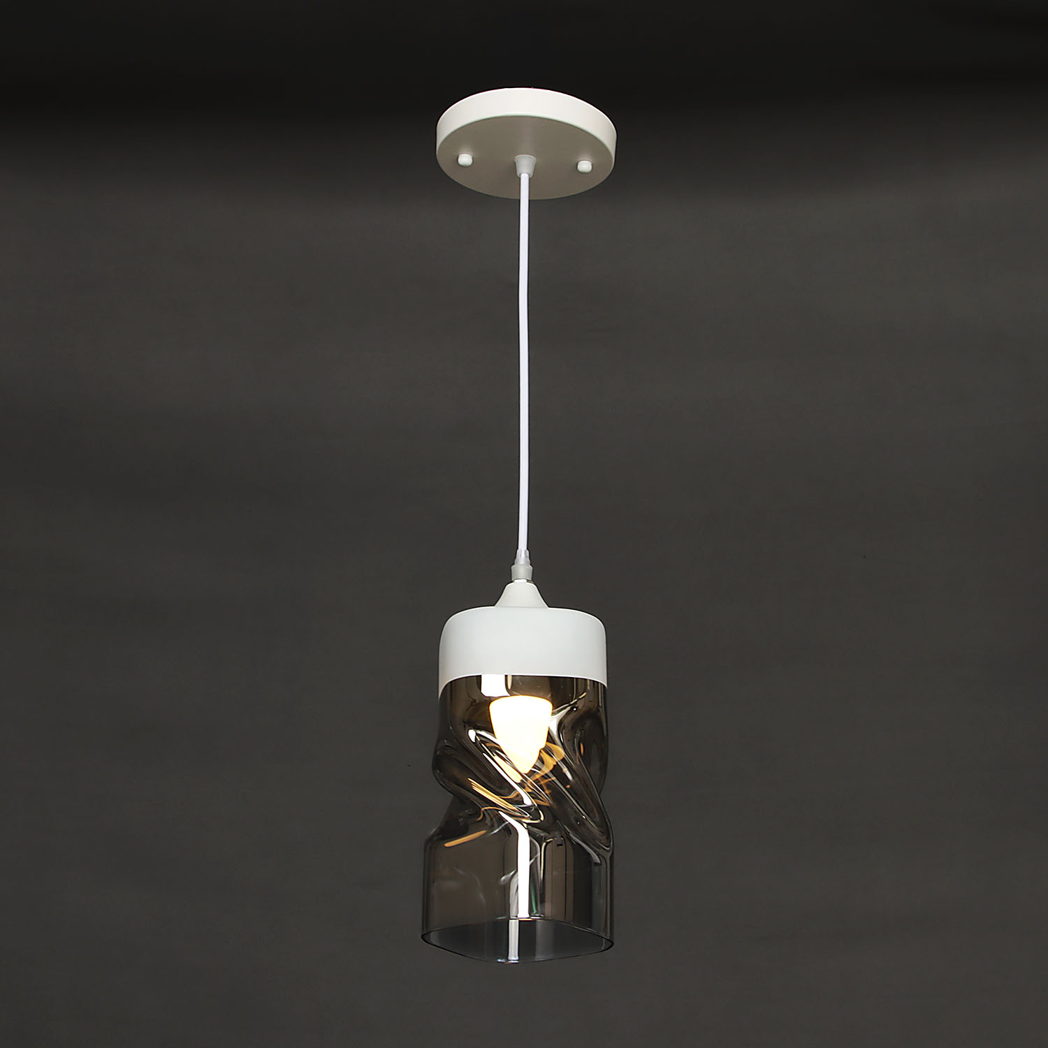 Люстра N3745/1H Е27 1*40Вт ( h=200;h=800; d=100) S=4м2  VERNER LIGHTING *1