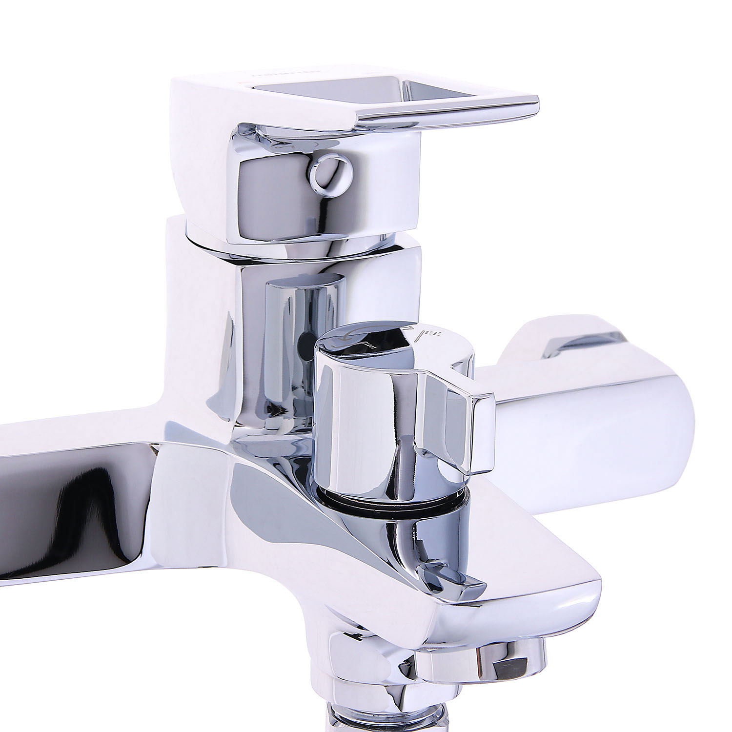 Смеситель для ванны Milardo Atlantic, короткий излив, однорычажный