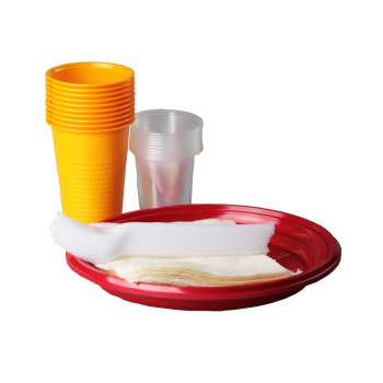 Одноразовая посуда Набор "Шашлычный" 5перс/25пр.: тар.d205мм+стопки0,1л+стак.0,2л+вилки+салф. *1/30