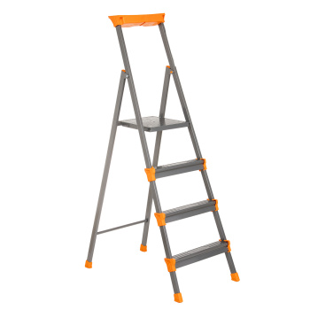 Стремянка Nika СМ4, 4 ступени, 150 кг Стремянка Nika СМ4, 4 ступени, 150 кг
