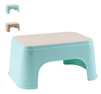 Табурет-подставка детский пластм. выс.155мм арт.415 ("Полимербыт") *1/15