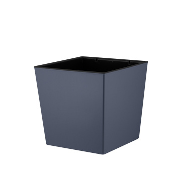 Кашпо пластм. "London CUBE"  4,2л 177х177мм h184мм со вставкой Вулканический серый IG780010026 *1/6 Кашпо пластм. "London CUBE"  4,2л 177х177мм h184мм со вставкой Вулканический серый IG780010026 *1/6